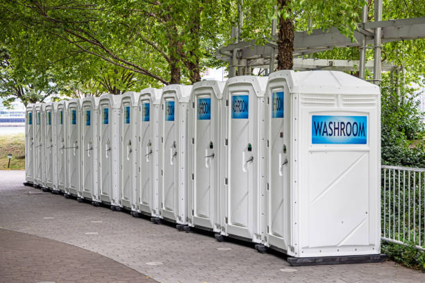 Portable Toilet Options We Offer in Copperton, UT
